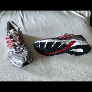 Adidas adiPRENE silver w/red stripes 10.5